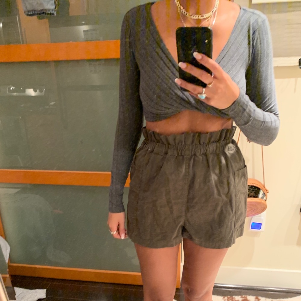 High waisted green army shorts